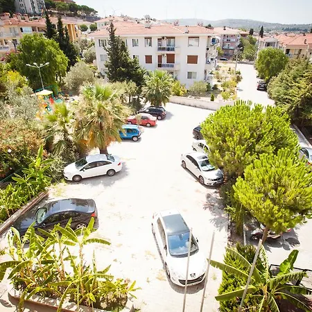 Yalcinkaya Apart Çeşme