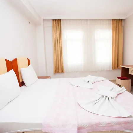 Yalcinkaya Apart Çeşme